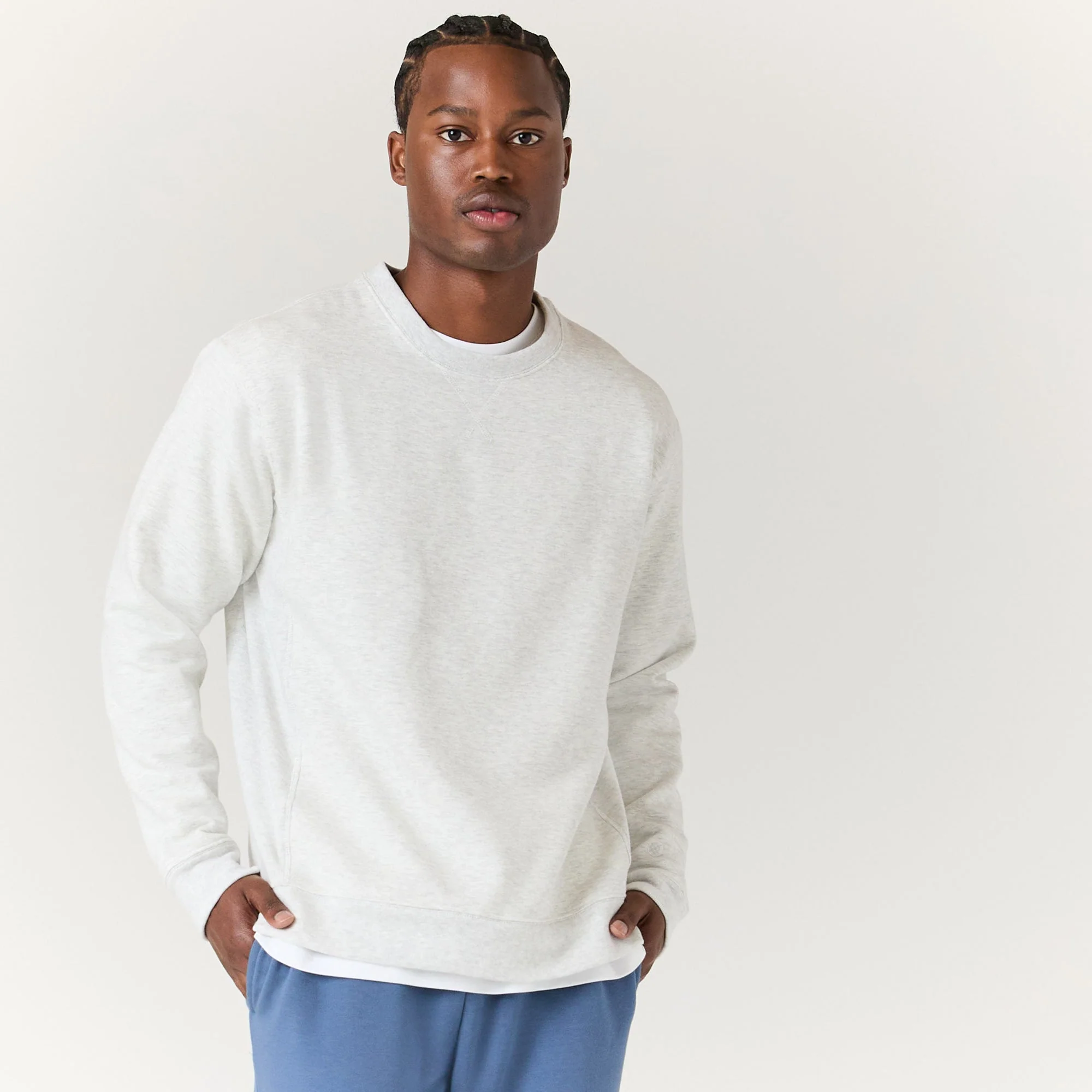 AURA CREW SWEATSHIRT