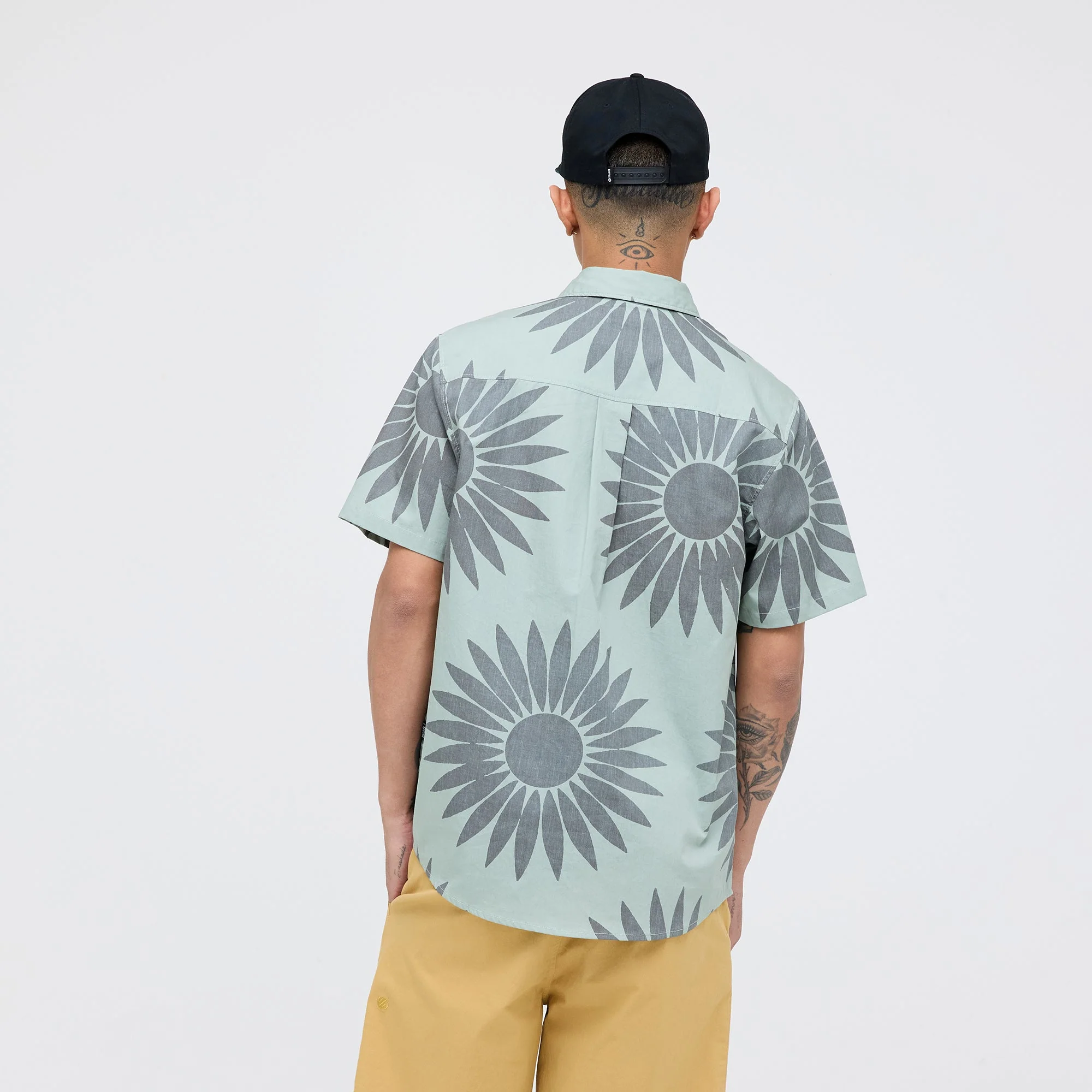 BALES BUTTON UP T-SHIRT - Image 2