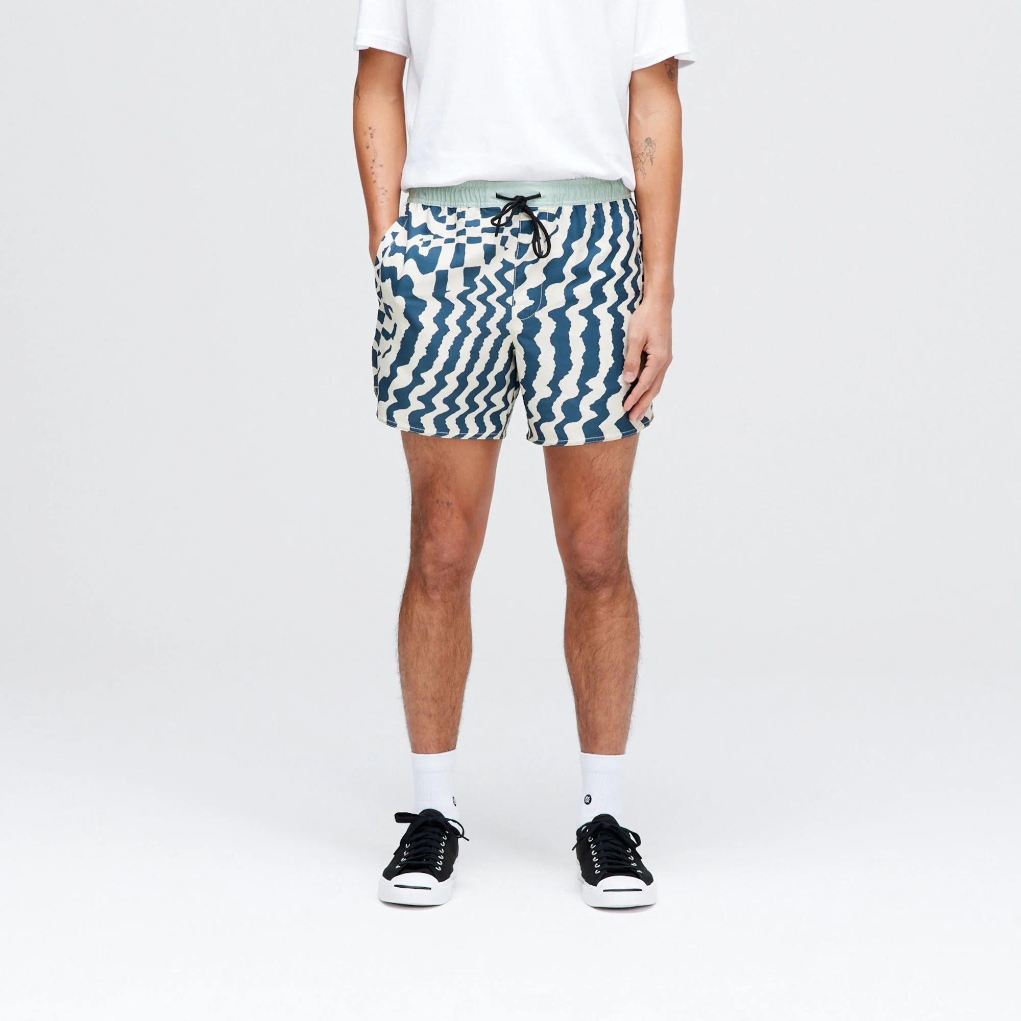 COMPLEX ATHLETIC SHORT 5"