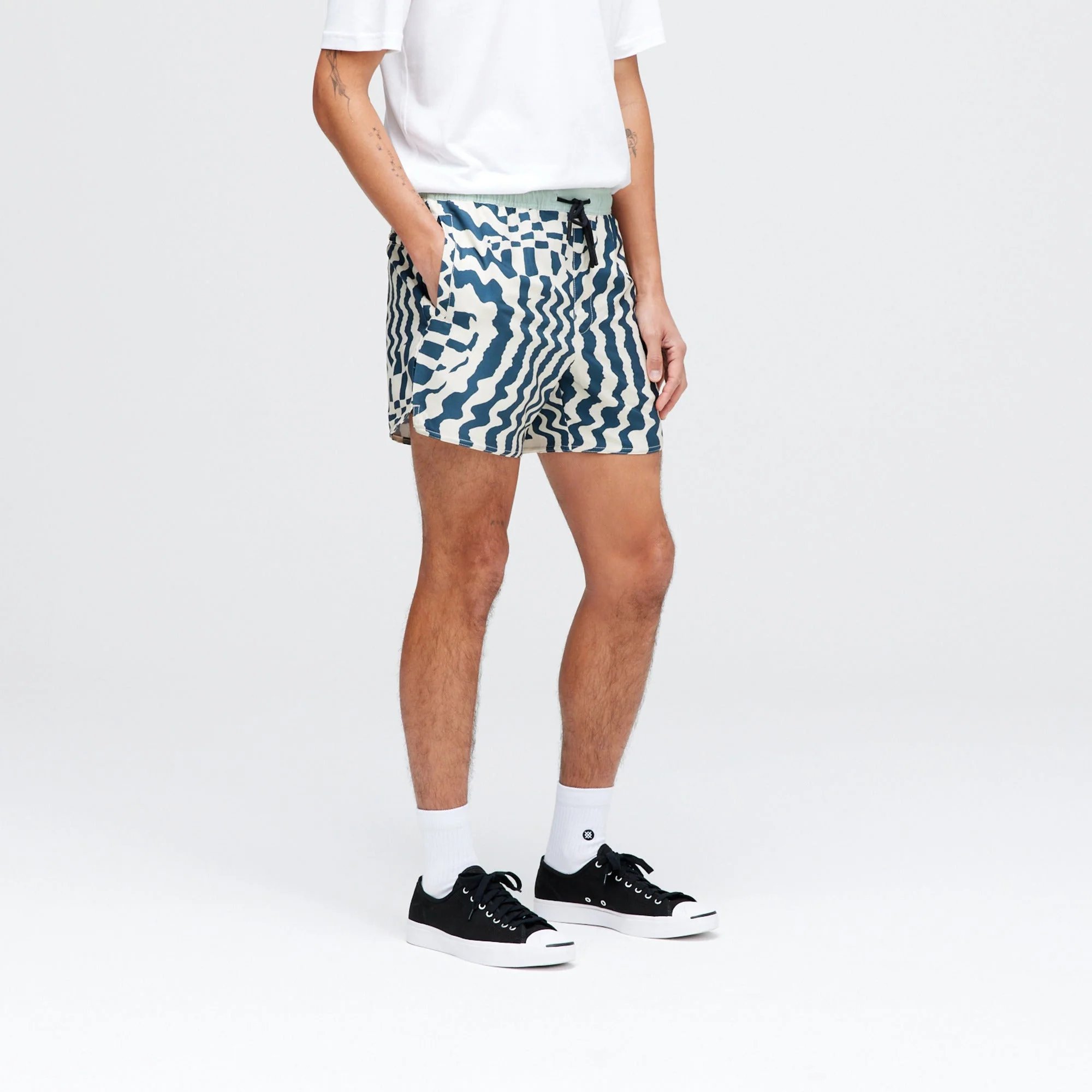 COMPLEX ATHLETIC SHORT 5" - Image 3