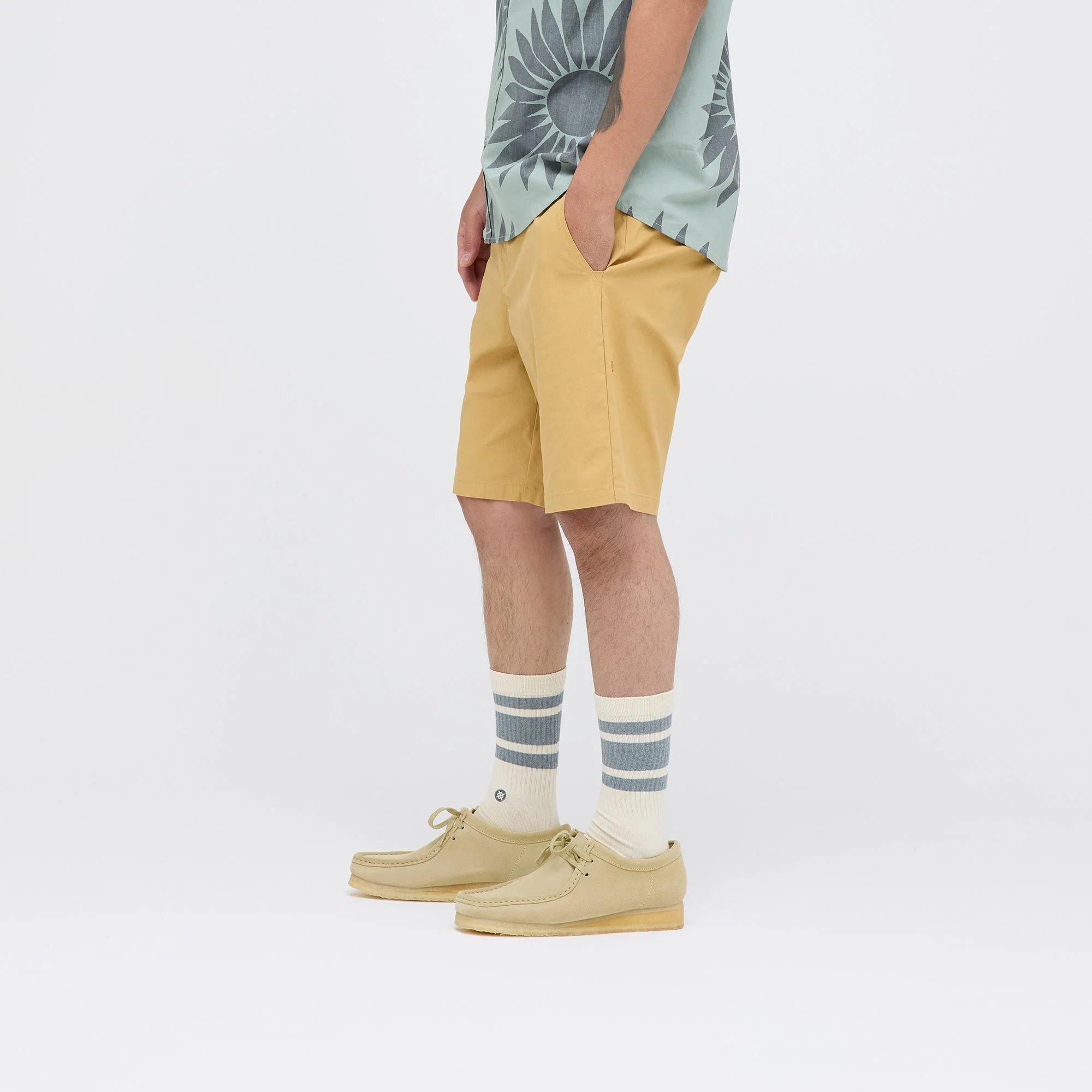 COMPOUND CHINO SHORT - Image 3
