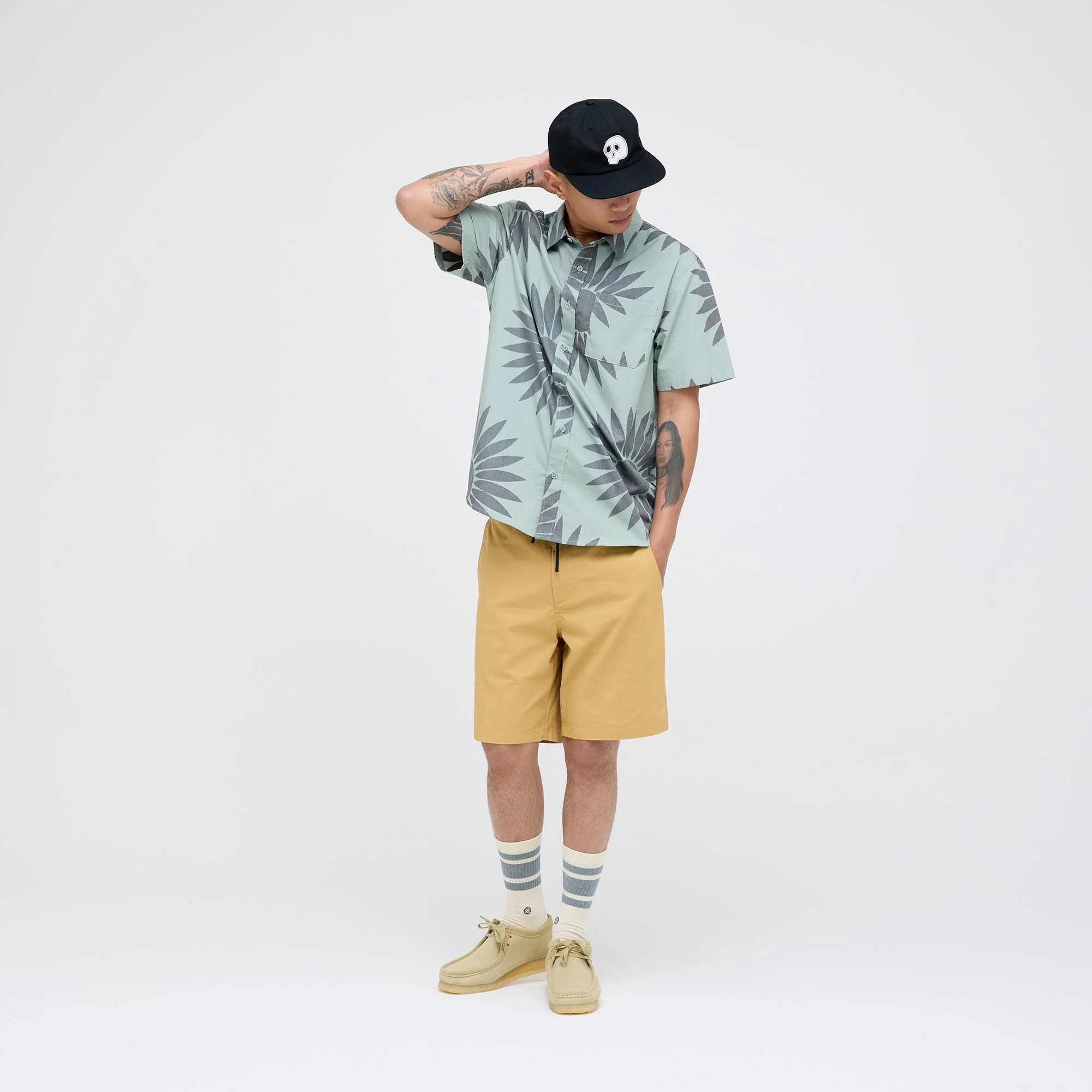 COMPOUND CHINO SHORT - Image 4