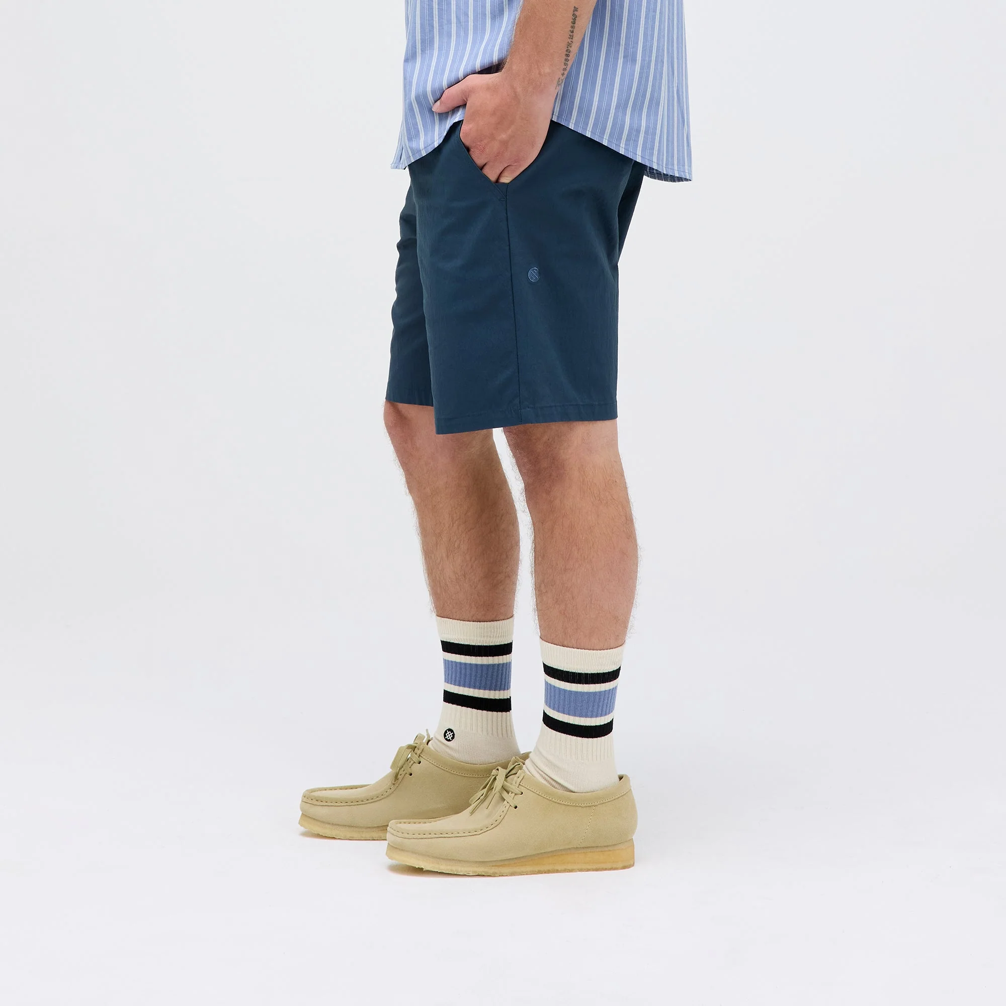 COMPOUND CHINO SHORT - Image 3