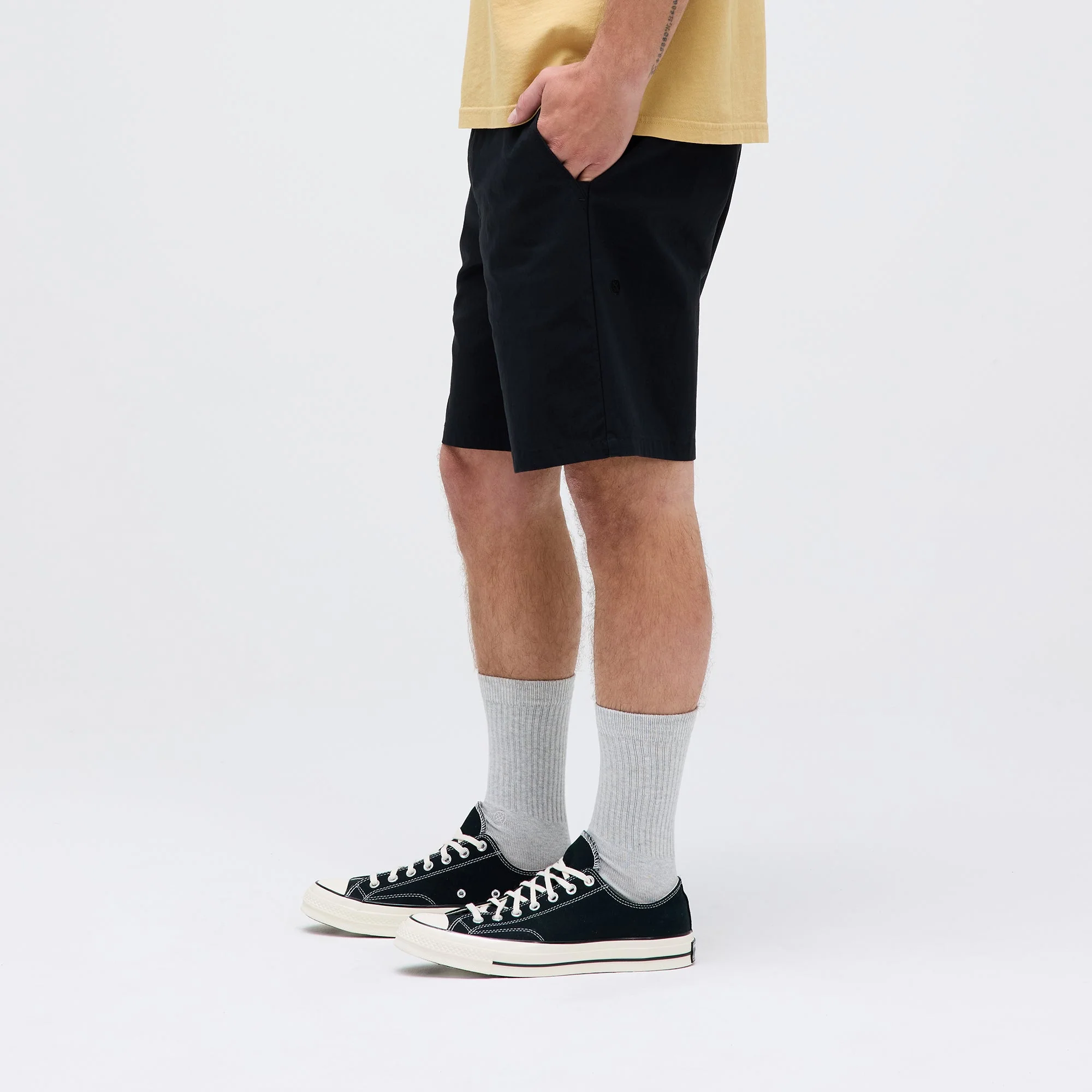 COMPOUND CHINO SHORT - Image 3