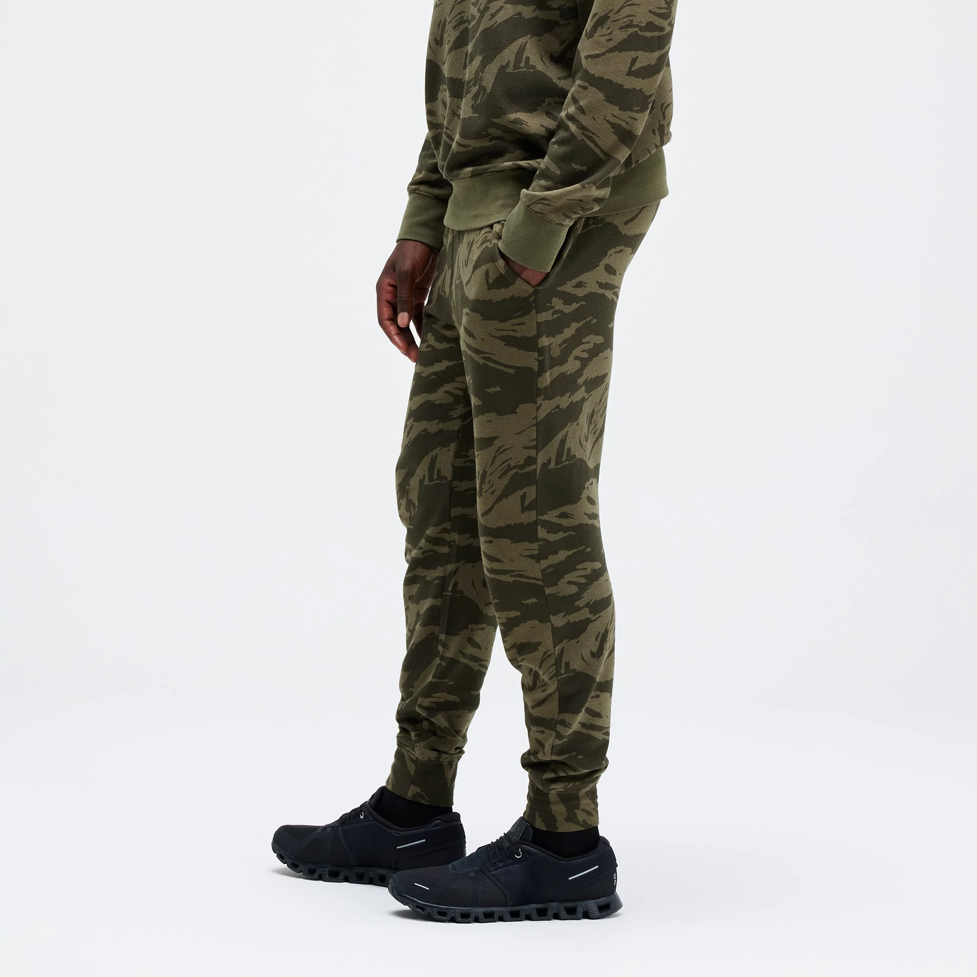 SHELTER JOGGER - Image 3